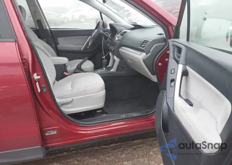 2015 Subaru Forester 2.5I Premium z USA, uszkodzony, nr VIN JF2SJADC6FH571083